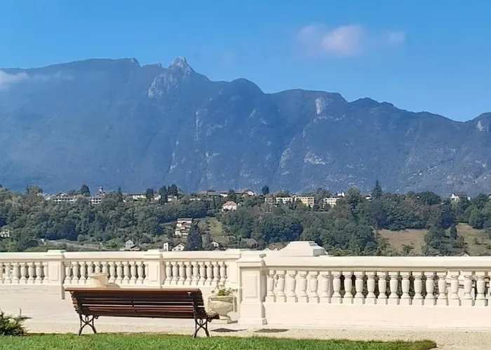 Loft Moderne Dans Un Palace Bourgeois