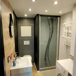 Loft Moderne Dans Un Palace Bourgeois *