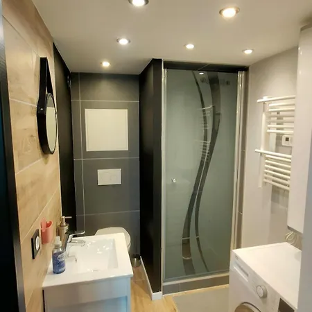 Loft Moderne Dans Un Palace Bourgeois *