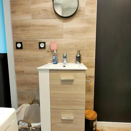 Loft Moderne Dans Un Palace Bourgeois *