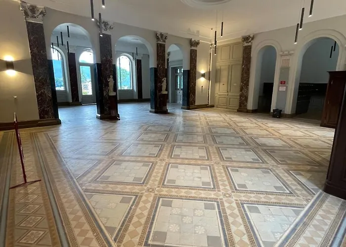 Loft Moderne Dans Un Palace Bourgeois Appartement